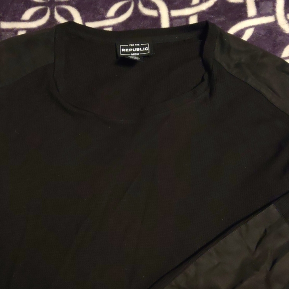 Sweater - Picture 2 of 3